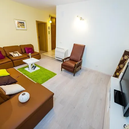 Apartman Altera *