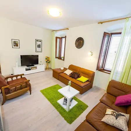 Apartman Altera